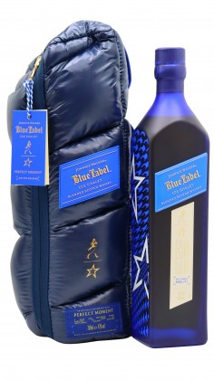 Johnnie Walker Blue Label - Perfect Moment Ice Chalet