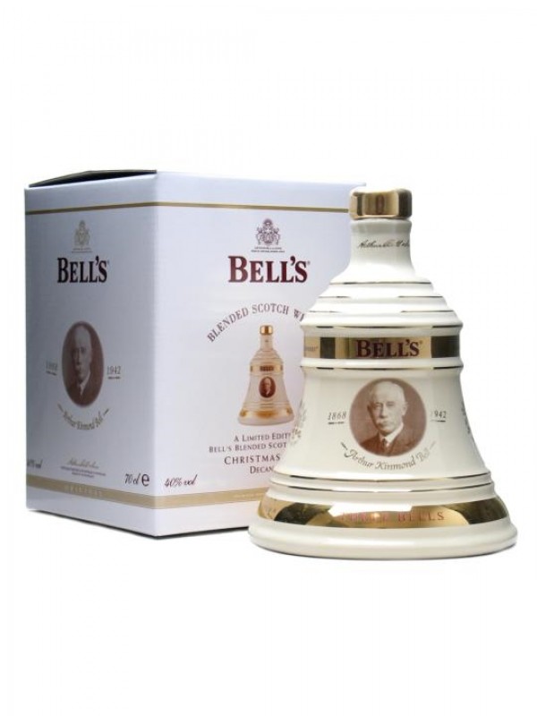 Bell's Christmas Decanter 2010 Arthur Kinmond Bell