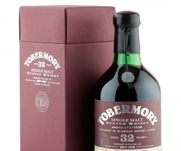 Tobermory 1972 32 Year Old, Oloroso Sherry Cask 2005 Bottling with Presentation Box
